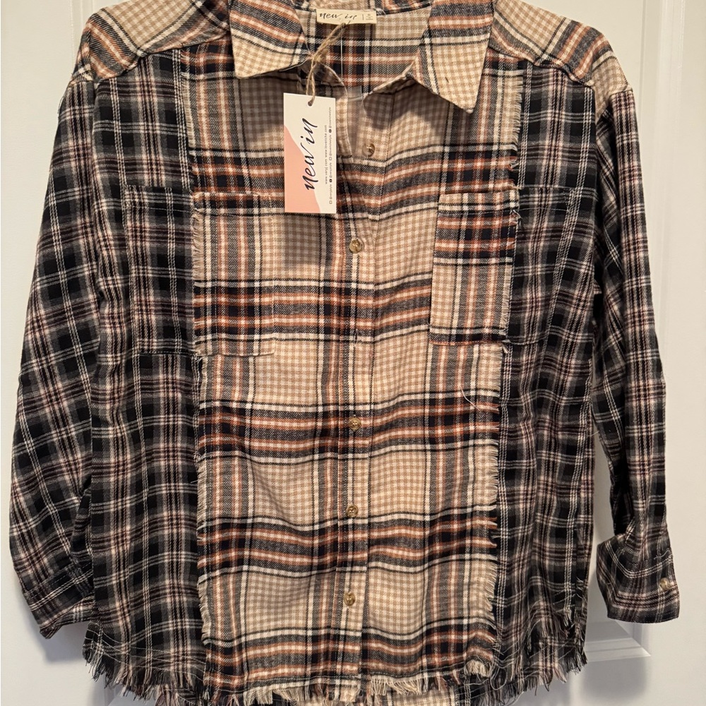 New Day Women's Plaid Button Down Shirt - Black and Tan